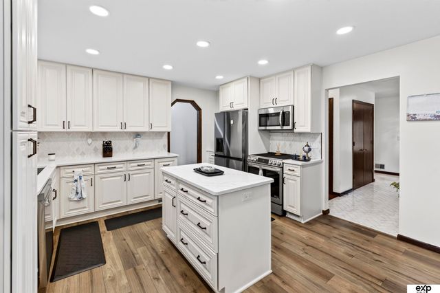 12229 Patrick Avenue, Omaha, NE 68164