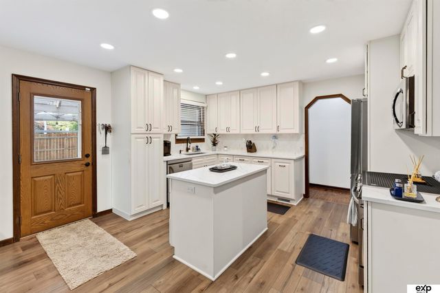 12229 Patrick Avenue, Omaha, NE 68164