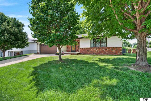 12229 Patrick Avenue, Omaha, NE 68164