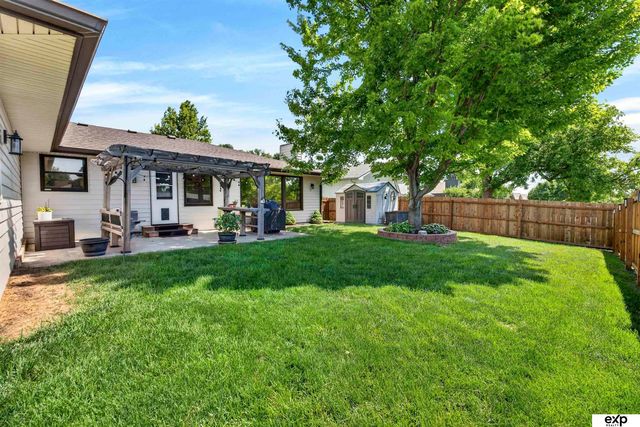 12229 Patrick Avenue, Omaha, NE 68164