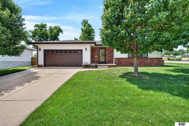 12229 Patrick Avenue, Omaha, NE 68164