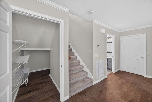 501 Forrest Cove Ln, Cookeville, TN 38501