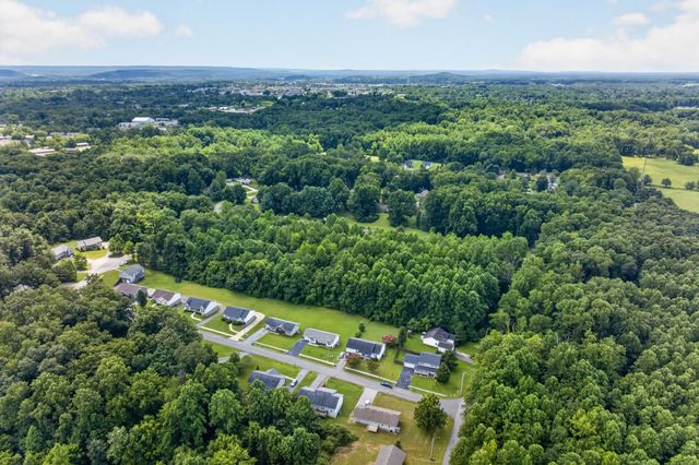 501 Forrest Cove Ln, Cookeville, TN 38501
