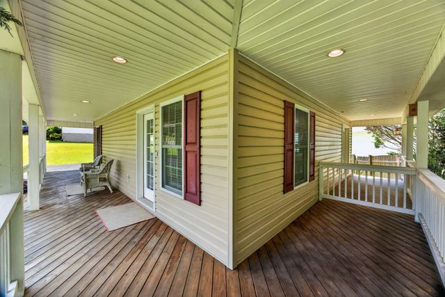 501 Forrest Cove Ln, Cookeville, TN 38501