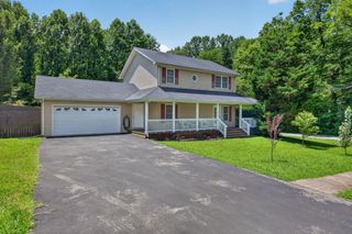 501 Forrest Cove Ln, Cookeville, TN 38501