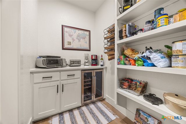 11205 Golden Eagle Avenue, Salado, TX 76571