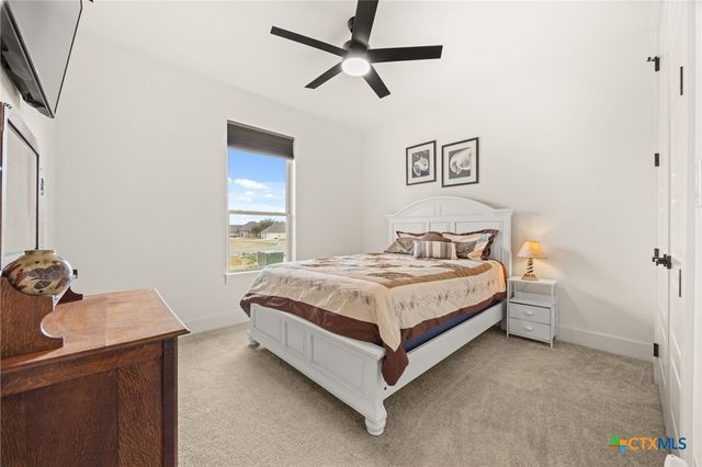 11205 Golden Eagle Avenue, Salado, TX 76571