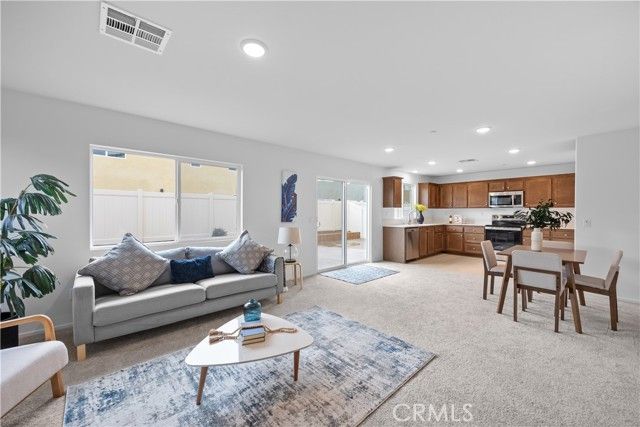 2168 REDWOOD Lane, Banning, CA 92220