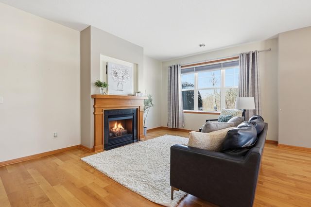 3424 Cherry Lane A, Woodbury, MN 55129