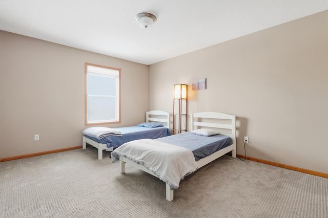 3424 Cherry Lane A, Woodbury, MN 55129