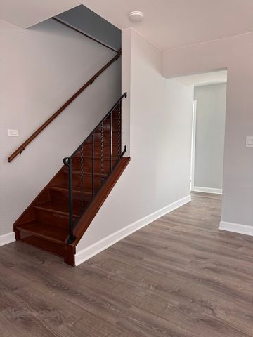 336 Lilac Lane H, Elgin, IL 60123