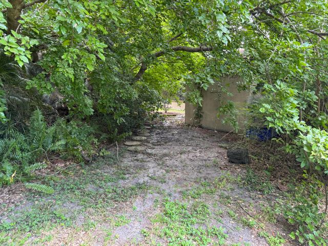 11287 Woodchuck Lane, Boca Raton, FL 33428