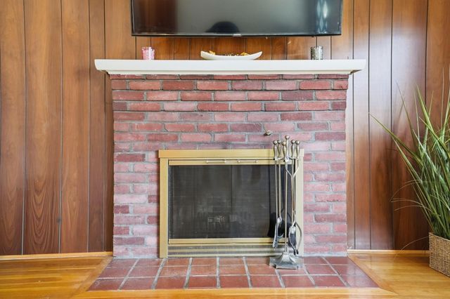119 School Street, Woburn, MA 01801