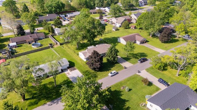 1821 Billy Drive, Fort Wayne, IN 46818