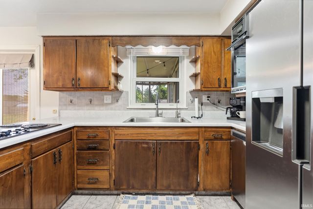 1821 Billy Drive, Fort Wayne, IN 46818