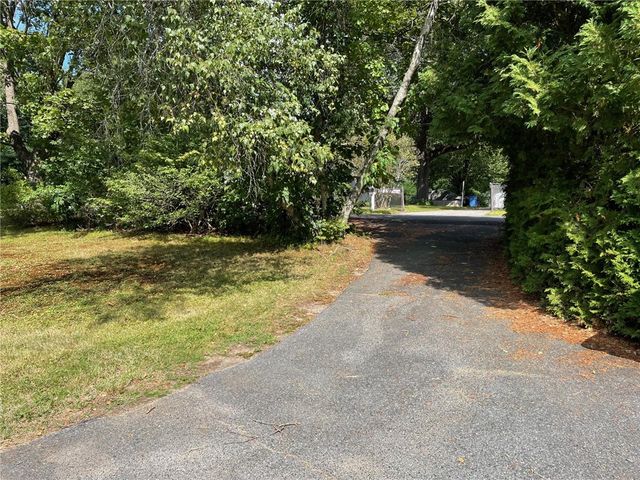 163 Woodside Avenue, Cumberland, RI 02864