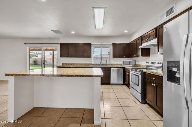 419 E ELLIS Drive, Tempe, AZ 85282