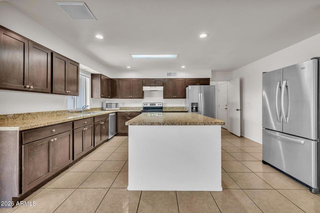 419 E ELLIS Drive, Tempe, AZ 85282