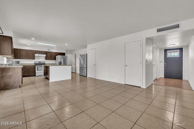 419 E ELLIS Drive, Tempe, AZ 85282