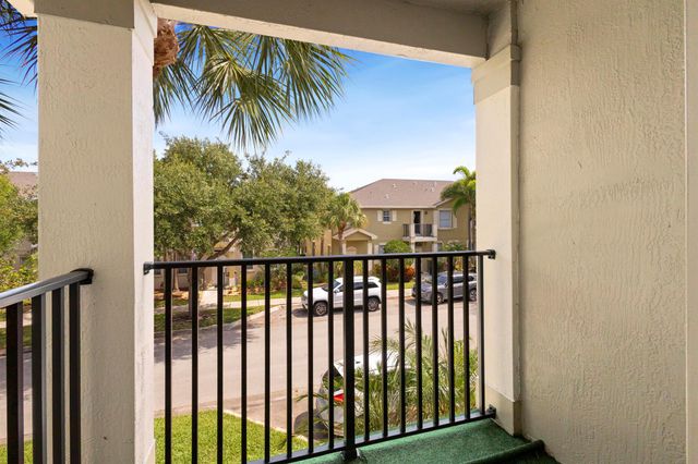 2148 SE Destin Drive, Port St Lucie, FL 34952