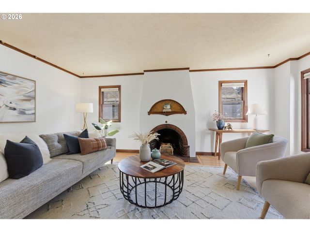 4038 Ne 38TH Ave, Portland, OR 97212