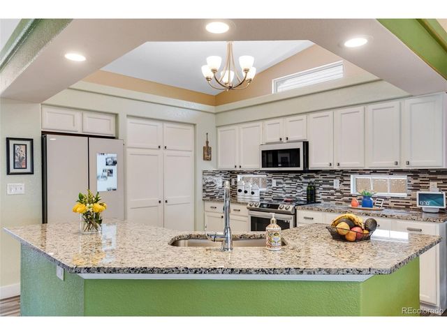 19573 E 40th Dr, Denver, CO 80249