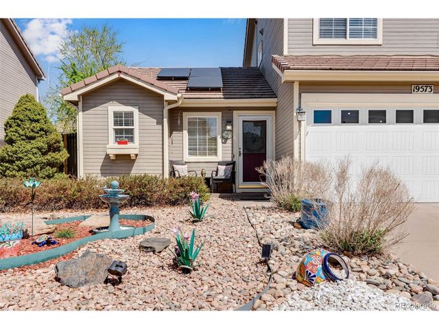 19573 E 40th Dr, Denver, CO 80249