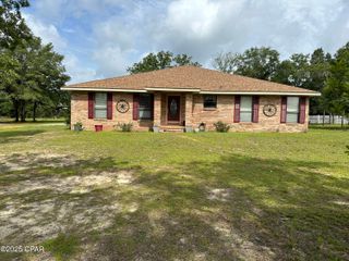 3021 Holmes Valley Road, Vernon, FL 32462