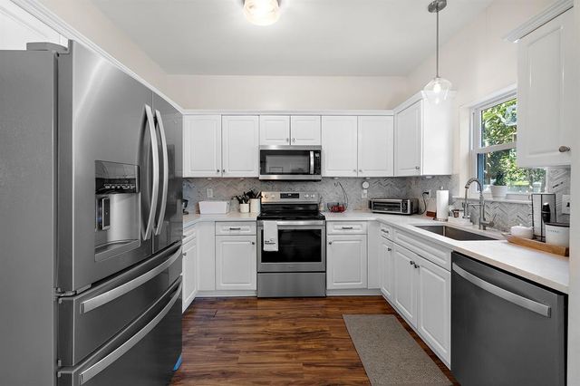 2448 Fulford Court, Mount Pleasant, SC 29466