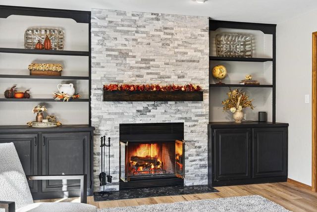 13 OLDE PALTZER LANE, Appleton, WI 54913