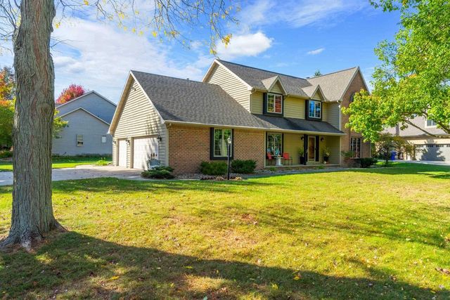 13 OLDE PALTZER LANE, Appleton, WI 54913