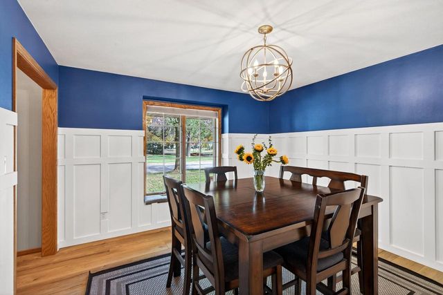 13 OLDE PALTZER LANE, Appleton, WI 54913