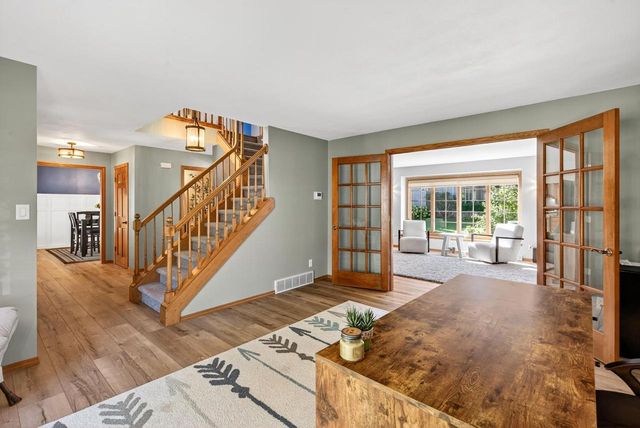 13 OLDE PALTZER LANE, Appleton, WI 54913