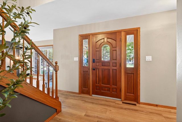 13 OLDE PALTZER LANE, Appleton, WI 54913