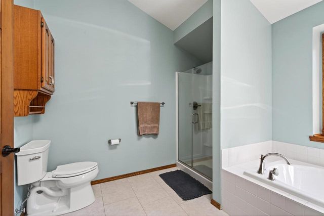 13 OLDE PALTZER LANE, Appleton, WI 54913