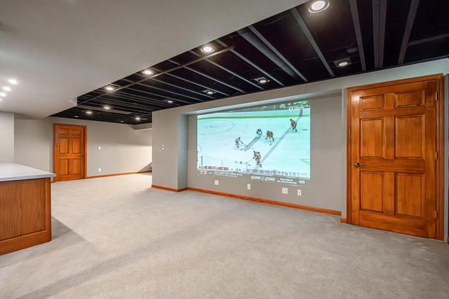 13 OLDE PALTZER LANE, Appleton, WI 54913