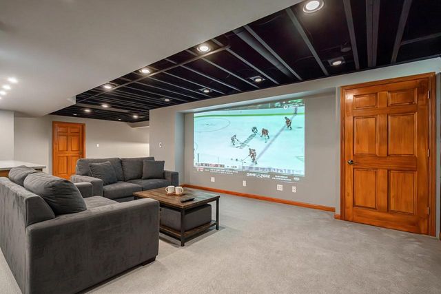 13 OLDE PALTZER LANE, Appleton, WI 54913