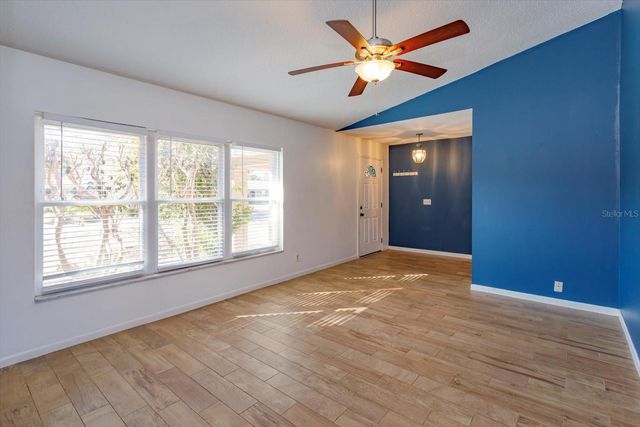 8437 ALVERON AVENUE, Orlando, FL 32817