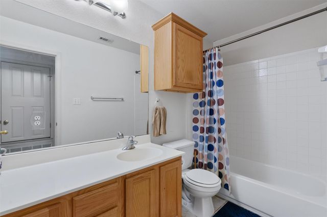 3848 Willie Mays LN, Round Rock, TX 78665