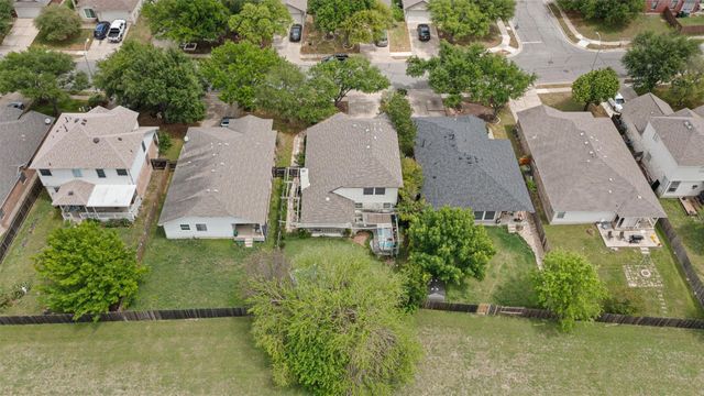 3848 Willie Mays LN, Round Rock, TX 78665