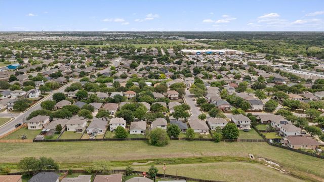 3848 Willie Mays LN, Round Rock, TX 78665