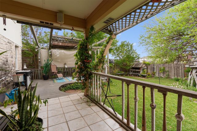 3848 Willie Mays LN, Round Rock, TX 78665