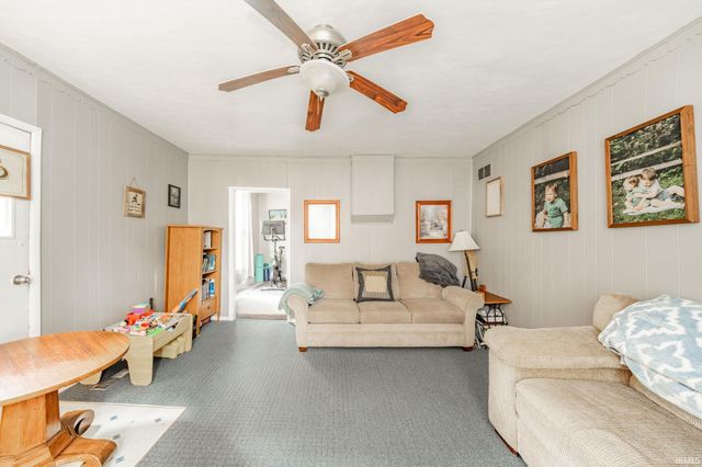 206 N Pearl Street, Spiceland, IN 47385