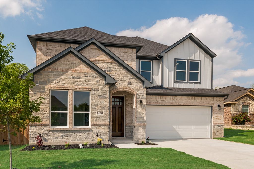 6810 Windward View Drive, Rowlett, TX 75088