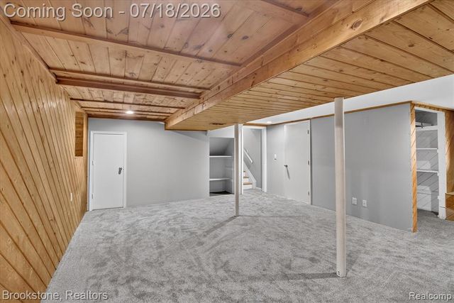 7176 Perry Lake Road, Clarkston, MI 48346