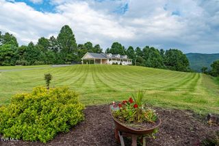 800 Leason Gregg Road, Mountain City, TN 37683