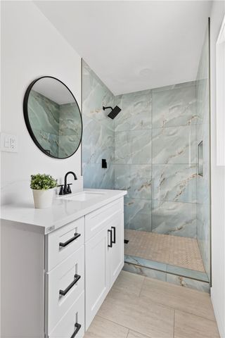 5924 Lewis, Long Beach, CA 90805