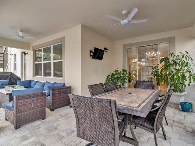 7406 SWEETER TIDE TRAIL, Wesley Chapel, FL 33545