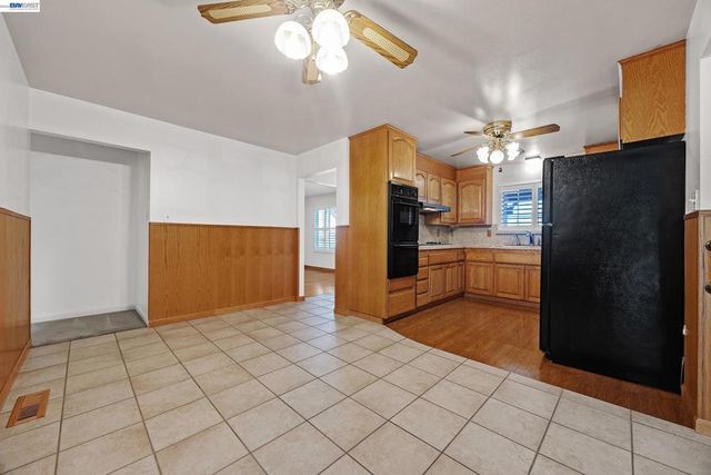 1504 Yosemite Dr, Antioch, CA 94509