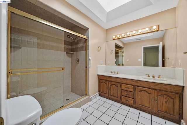 1504 Yosemite Dr, Antioch, CA 94509